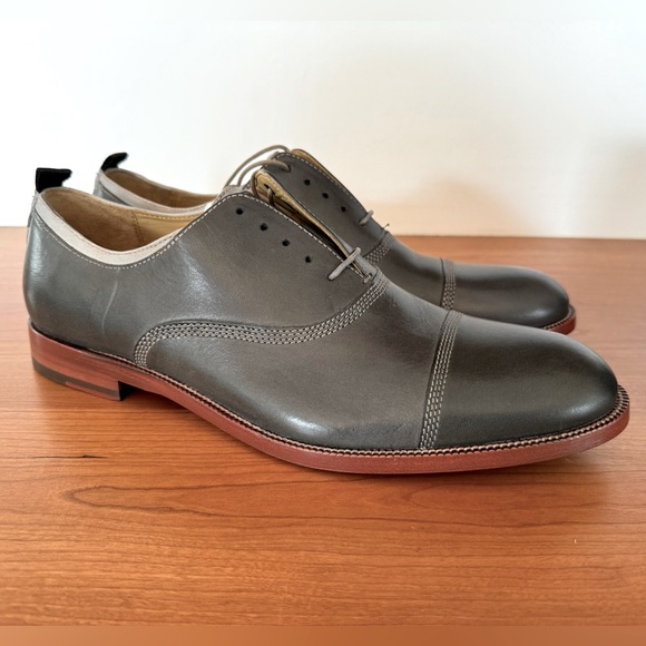 Johnston & Murphy Clayton Cap Toe Oxfords - Size 10.5 M - Picture 1 of 3